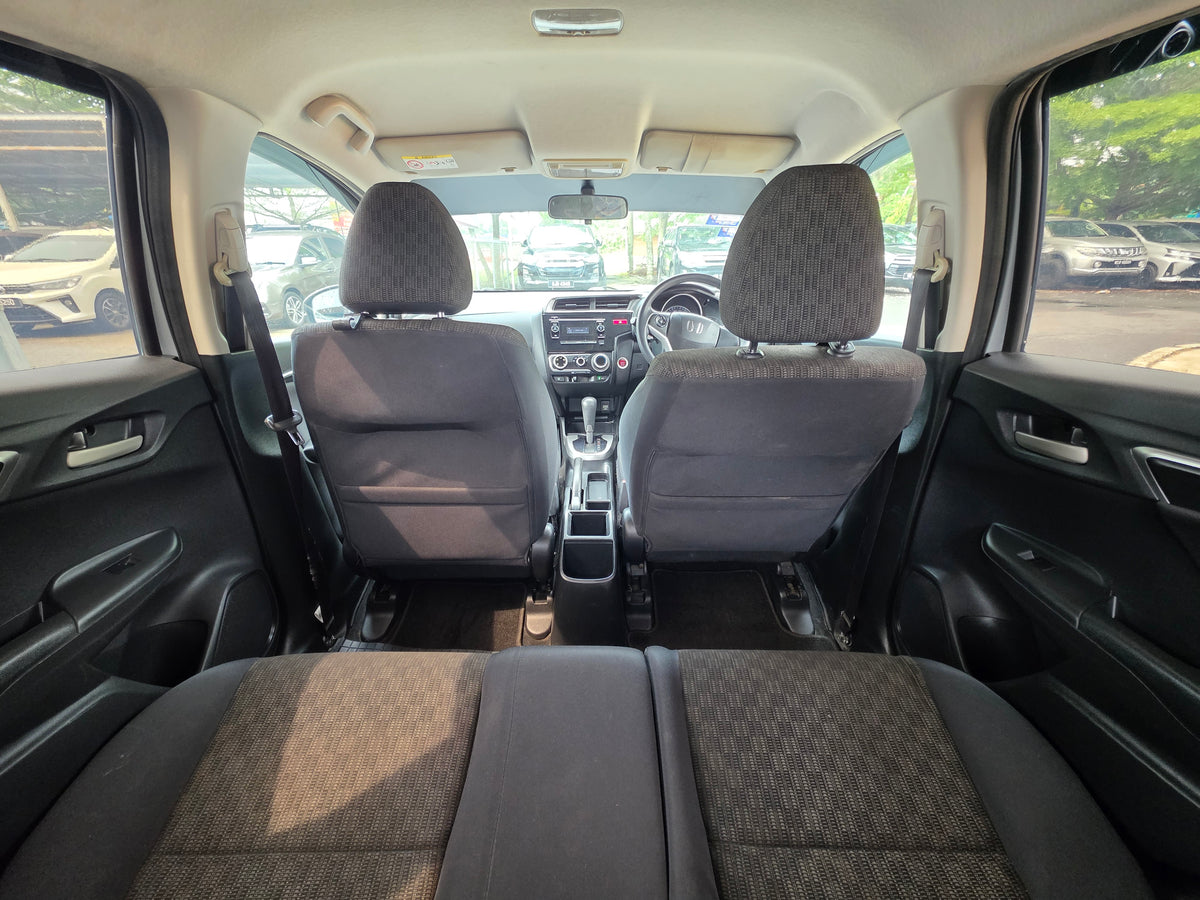 2015 Honda JAZZ 1.5 A E I-VTEC FL (AT) - (NDC2554)