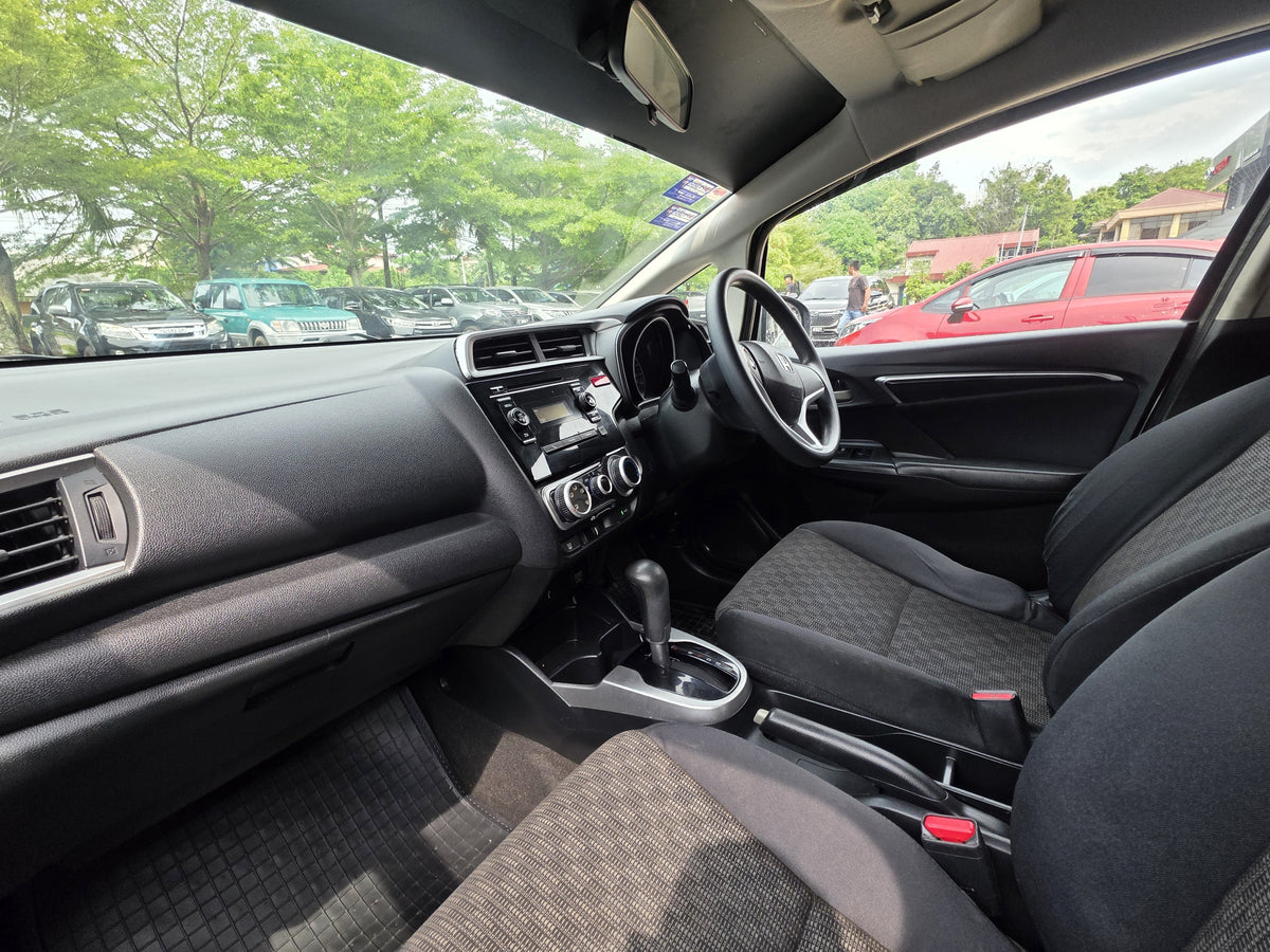 2015 Honda JAZZ 1.5 A E I-VTEC FL (AT) - (NDC2554)