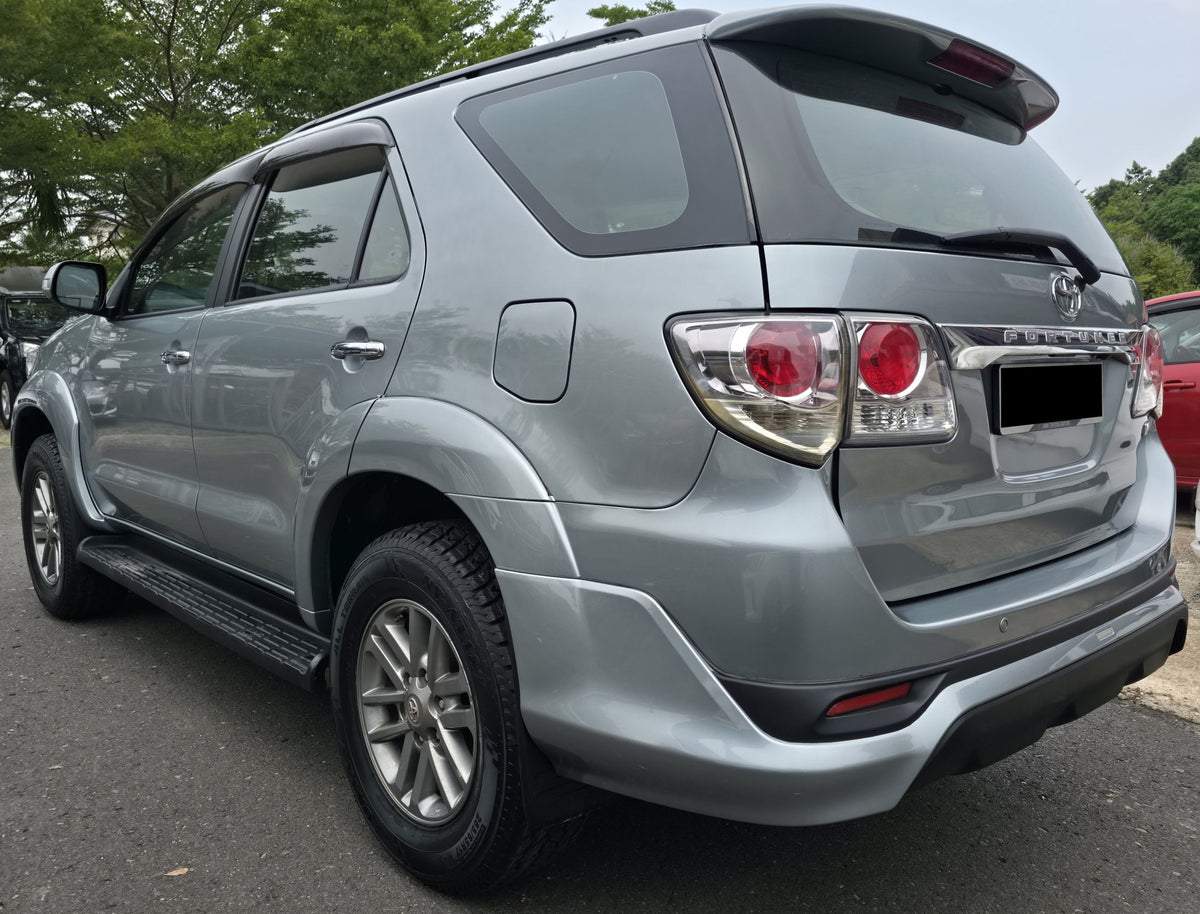 2015 Toyota FORTUNER 2.7 A V TRD 4WD FL 4X4 (AT) - (QMY2275)