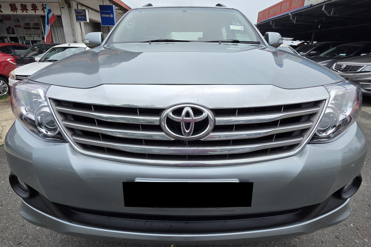 2015 Toyota FORTUNER 2.7 A V TRD 4WD FL 4X4 (AT) - (QMY2275)