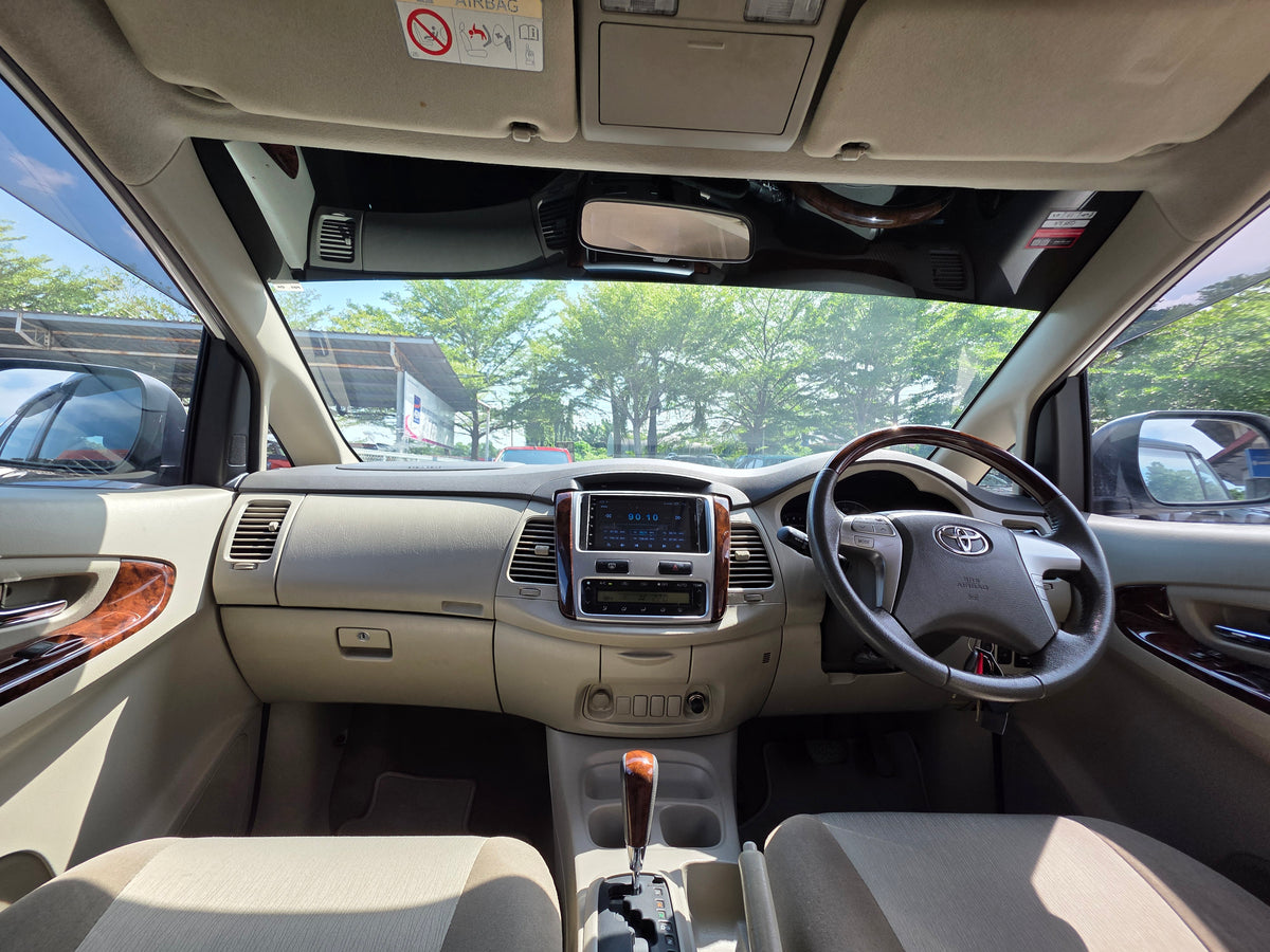 2013 Toyota INNOVA 2.0 A G FL (AT) - (SS3343U)