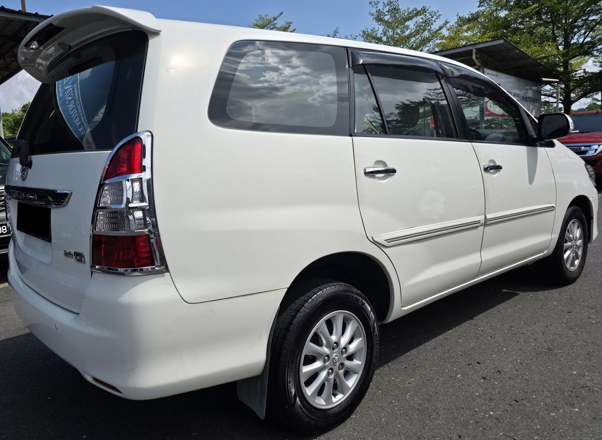 2013 Toyota INNOVA 2.0 A G FL (AT) - (SS3343U)