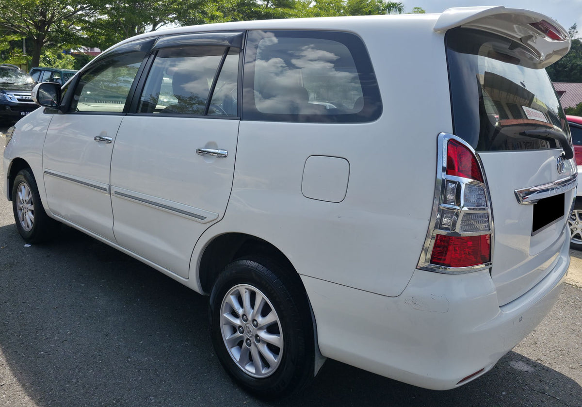 2013 Toyota INNOVA 2.0 A G FL (AT) - (SS3343U)