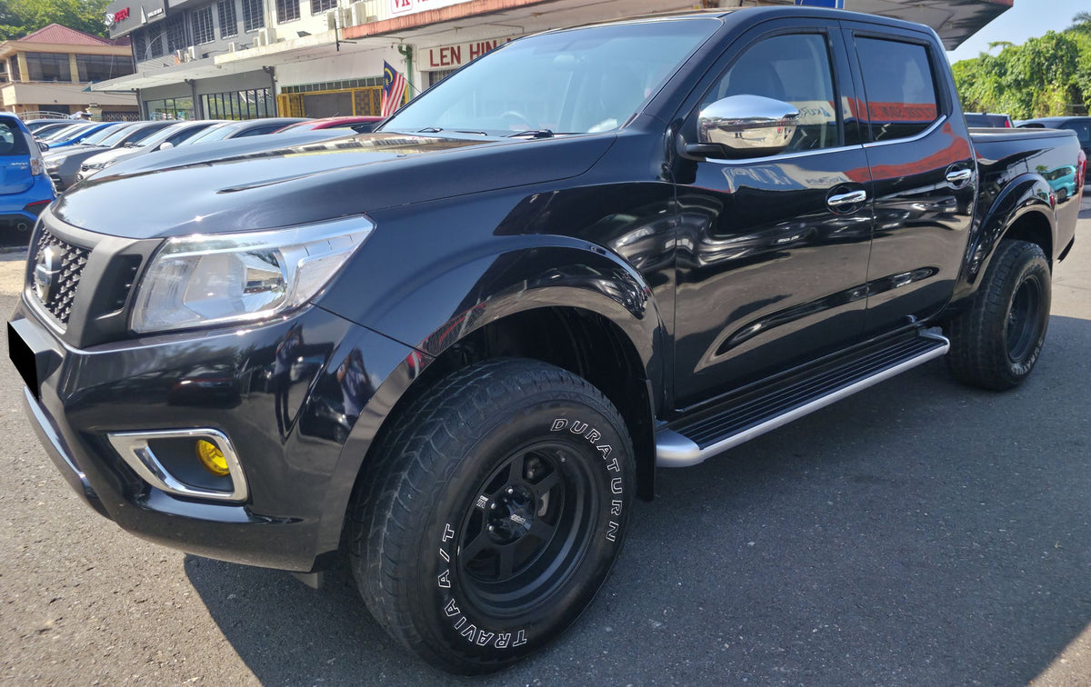 2017 Nissan NVARA NP300 D/CAB 2.5 A SE (AT) - (SAC2372E)