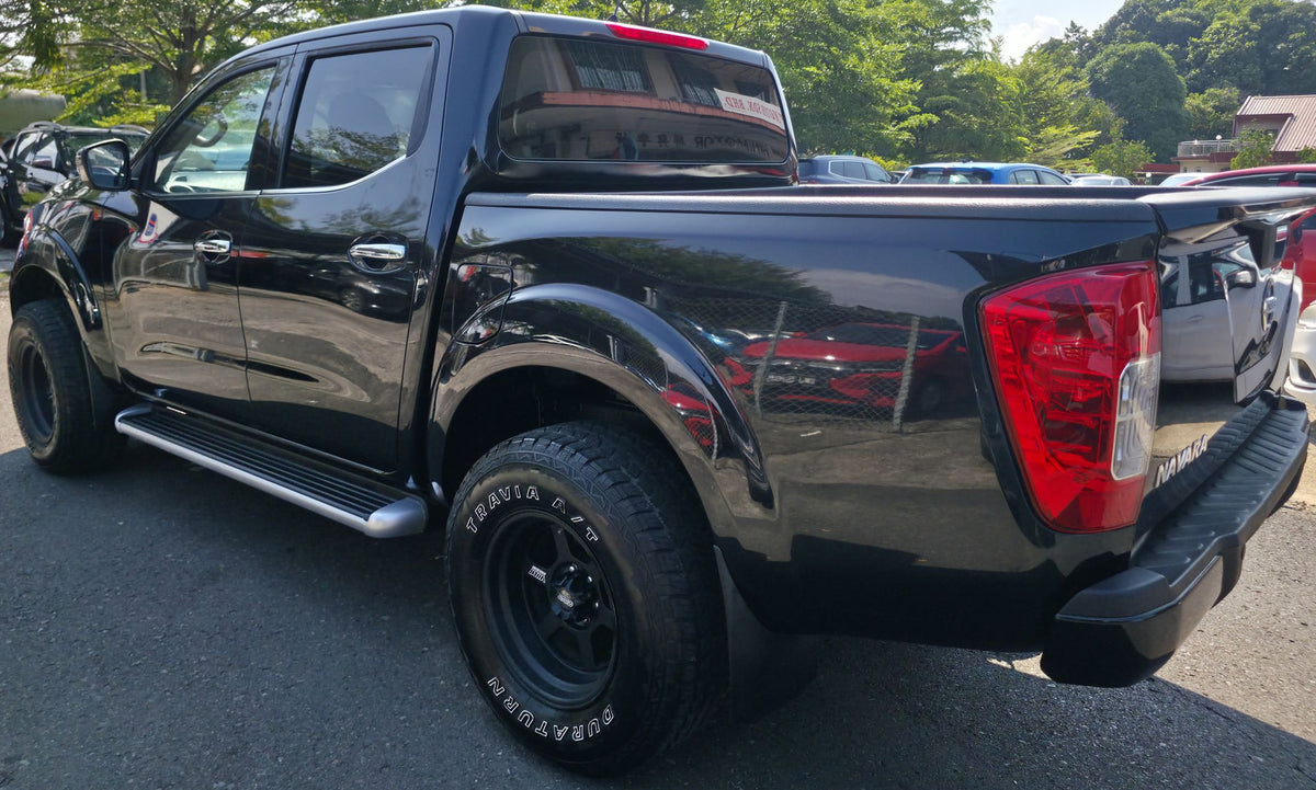 2017 Nissan NVARA NP300 D/CAB 2.5 A SE (AT) - (SAC2372E)