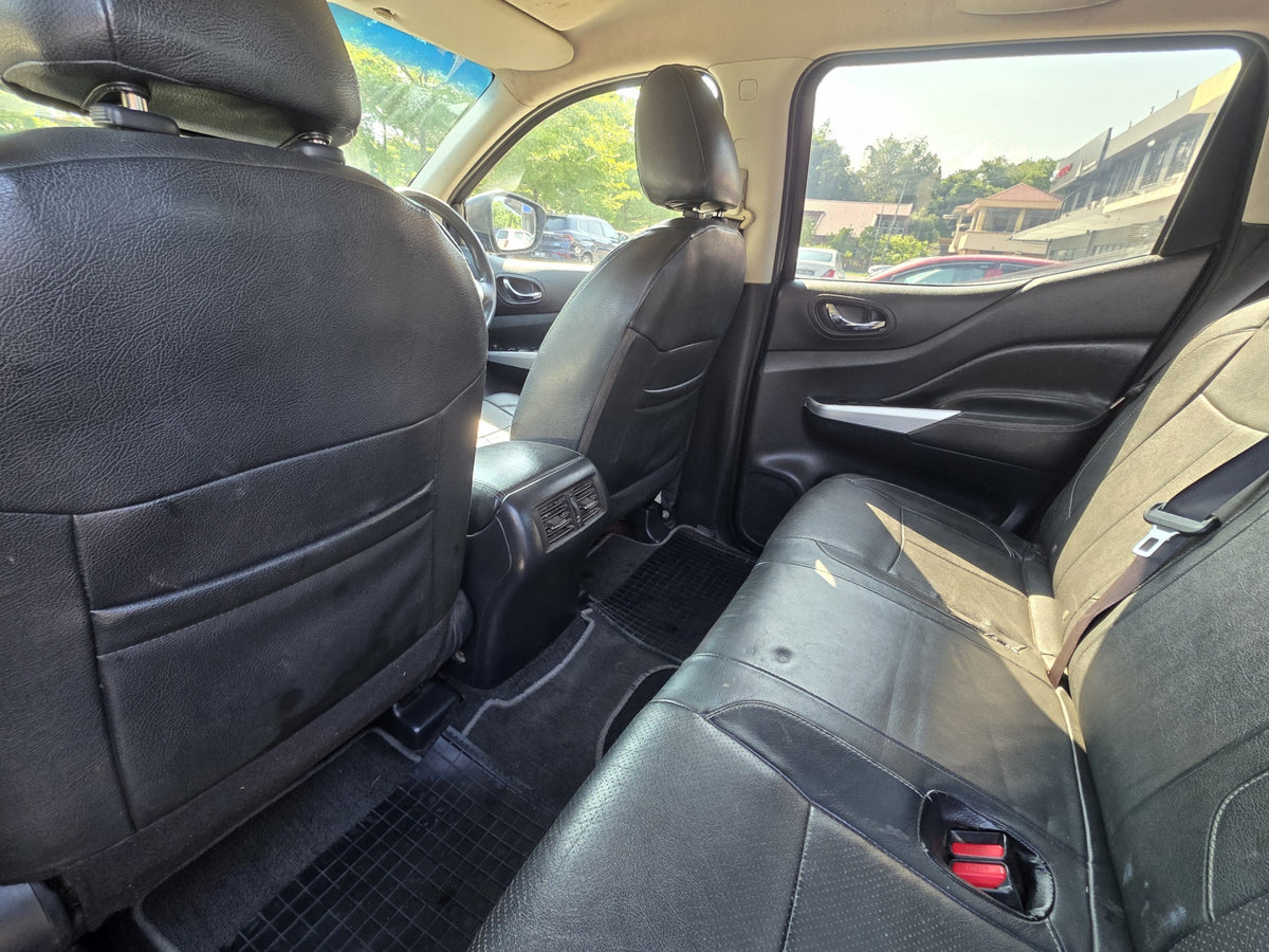 2017 Nissan NVARA NP300 D/CAB 2.5 A SE (AT) - (SAC2372E)