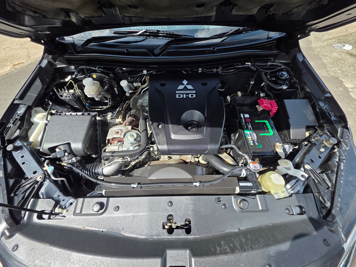 2022 Mitsubishi TRITON DC 2.4 M PREM MS 4WD FL (MT) - (QTX4476)