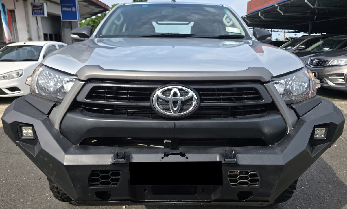 2023 Toyota HILUX D/CAB 2.4 M VNT FL 4WD (MT) - (BRK1668)