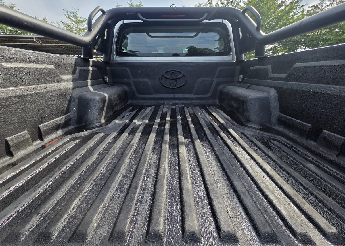 2023 Toyota HILUX D/CAB 2.4 M VNT FL 4WD (MT) - (BRK1668)