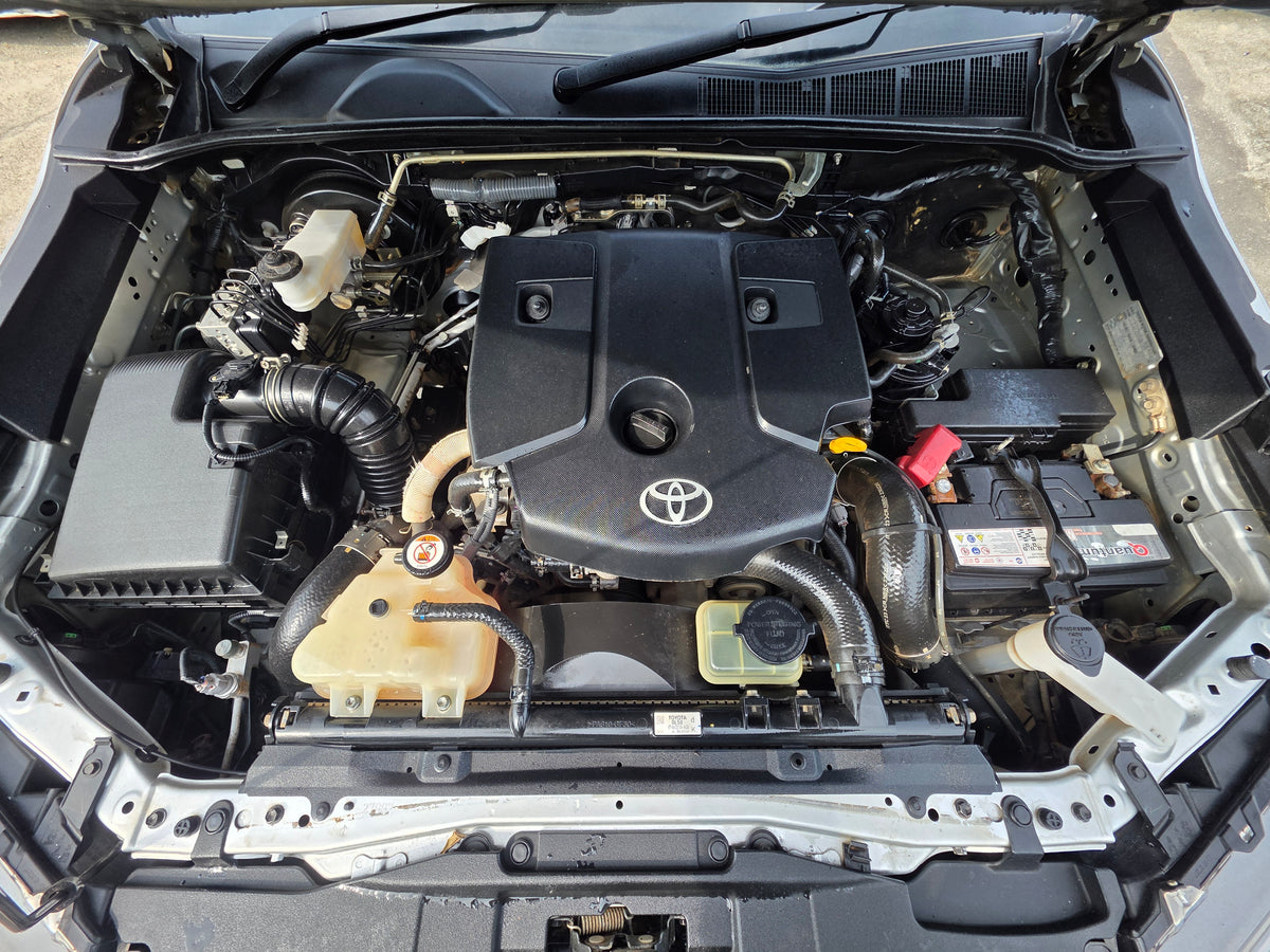 2023 Toyota HILUX D/CAB 2.4 M VNT FL 4WD (MT) - (BRK1668)