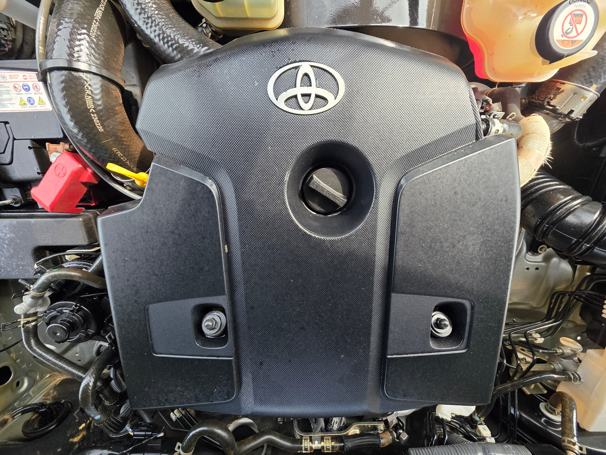 2023 Toyota HILUX D/CAB 2.4 M VNT FL 4WD (MT) - (BRK1668)