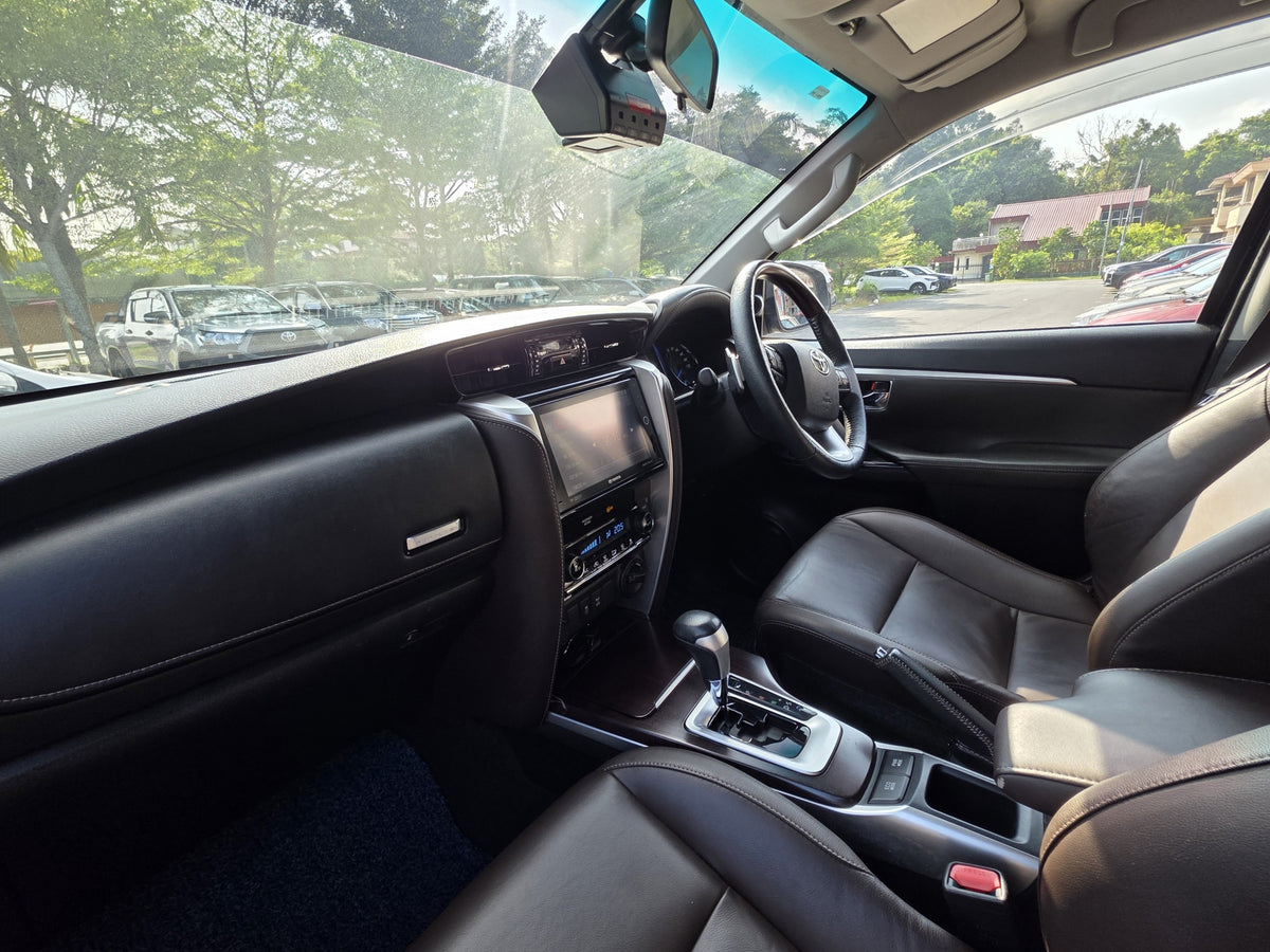 2017 Toyota FORTUNER 2.7 A SRZ 4X4 (PETROL) (AT) - (SWS1129)