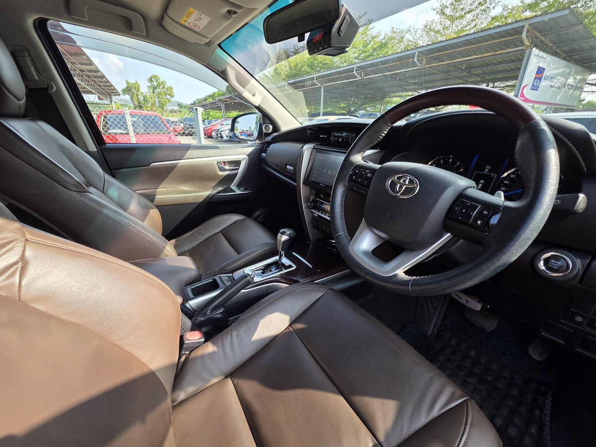 2017 Toyota FORTUNER 2.7 A SRZ 4X4 (PETROL) (AT) - (SWS1129)