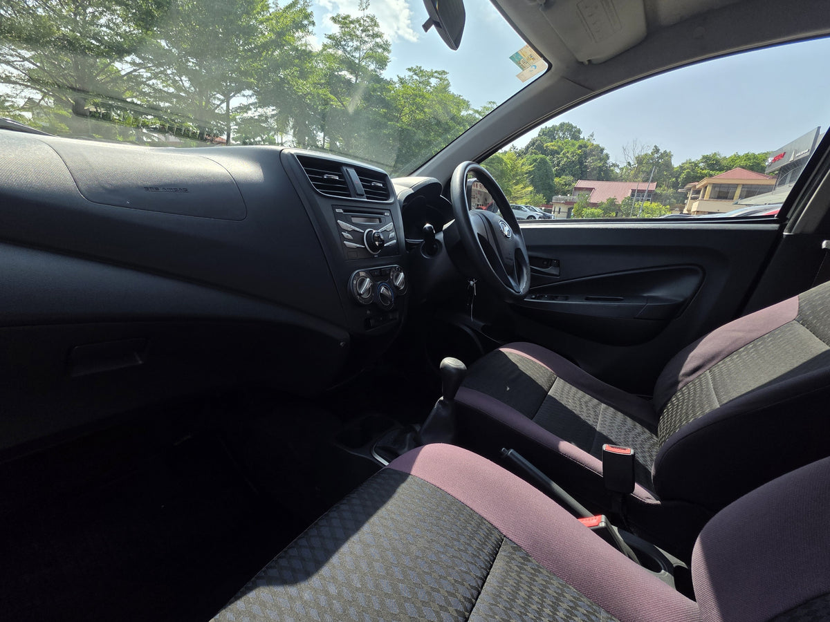 2015 Perodua AXIA 1.0 A - 1000 G (MT) - (WC3476B)