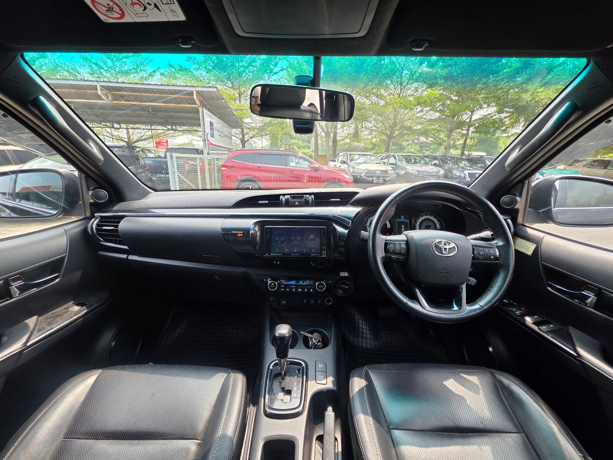 2018 Toyota HILUX DC 2.8 A LE 4X4 4WD FL (AT) - (SYA9028)