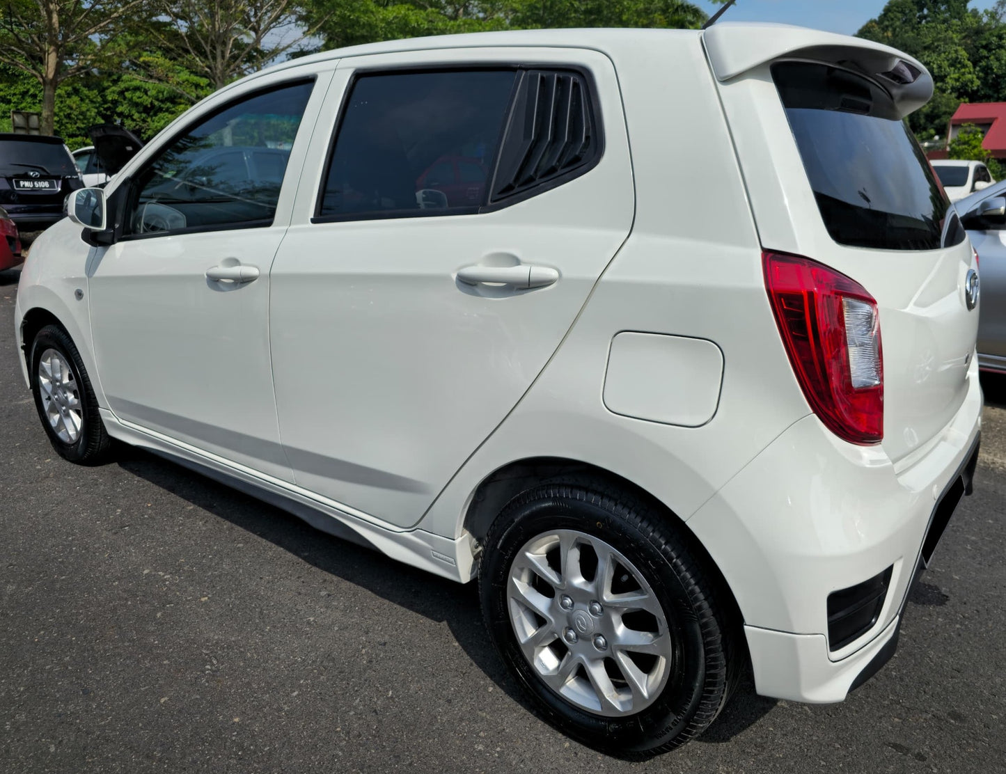 2016 Perodua AXIA 1.0 M - 1000 GEAR UP (MT)
