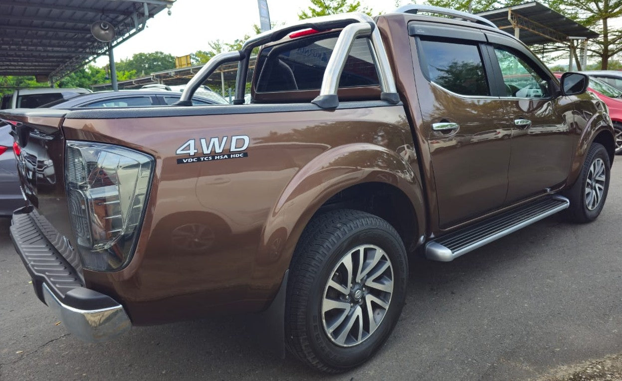 2017 Nissan NAVARA NP300 D/CAB 2.5 A (TYPE VL) 4WD (AT)