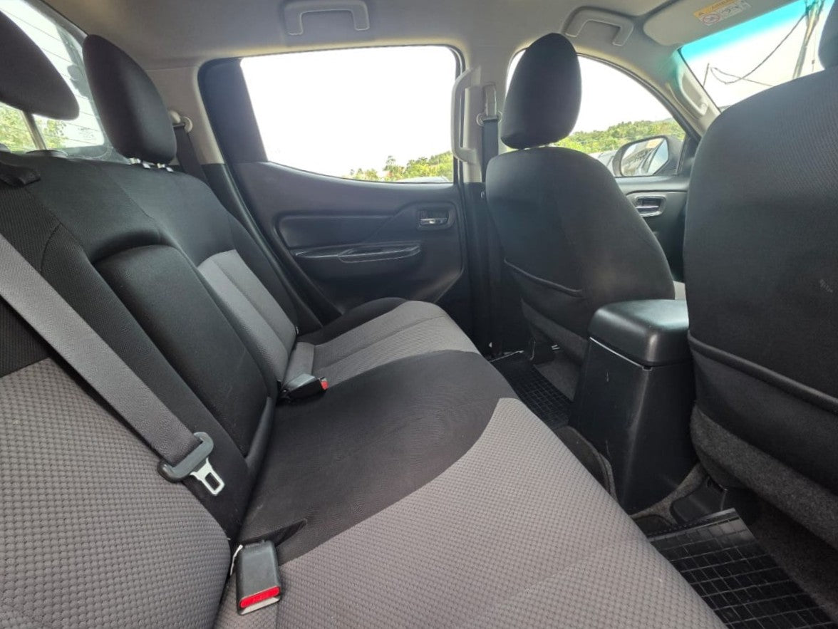 2021 (Reg 2022) Mitsubishi TRITON D/CAB 2.4 M VGT MS 4WD (MT)