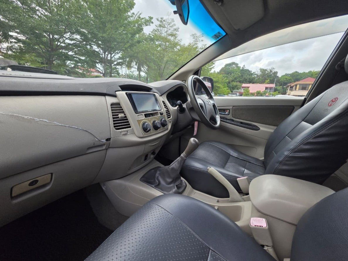 2016 Toyota INNOVA 2.0 M (E) FL (MT)