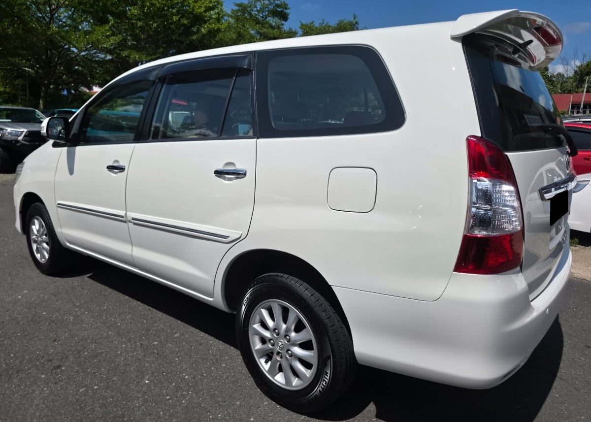 2013 Toyota INNOVA 2.0 A G FL (AT) - (SS3343U)