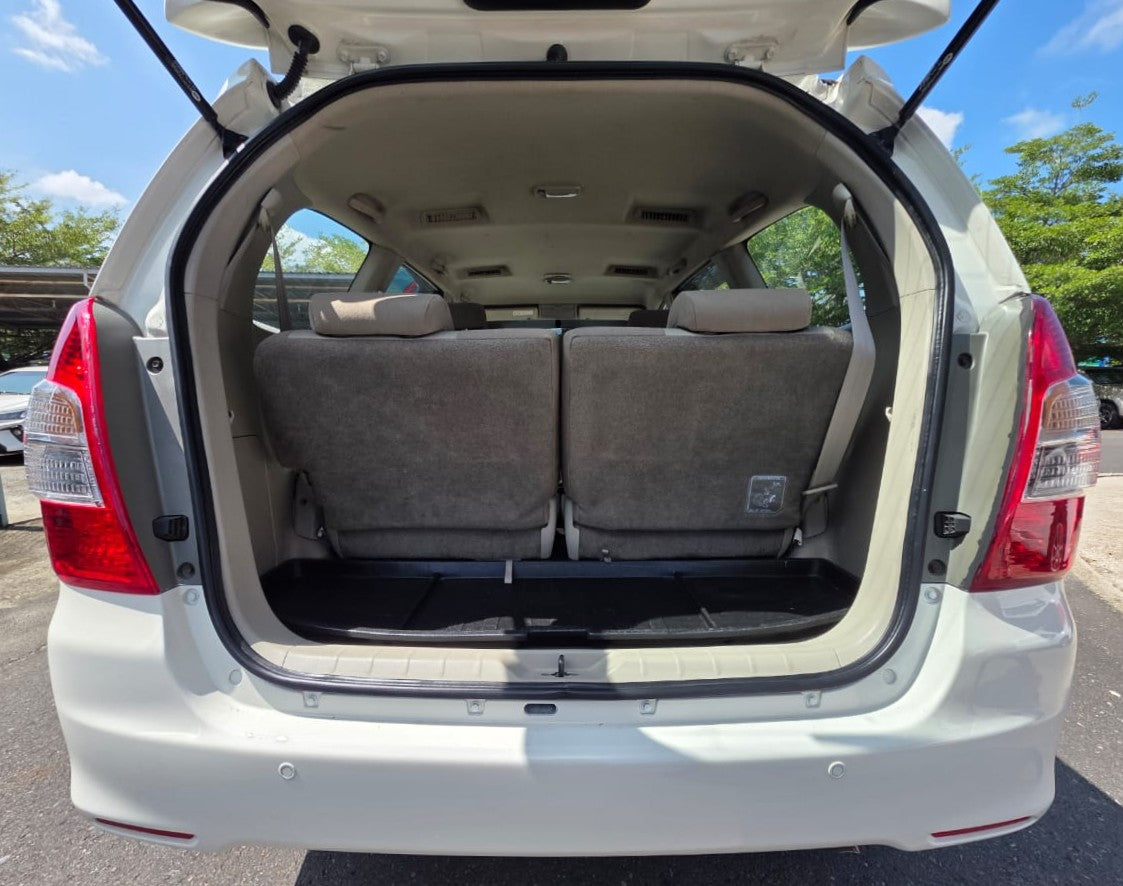 2013 Toyota INNOVA 2.0 A G FL (AT) - (SS3343U)