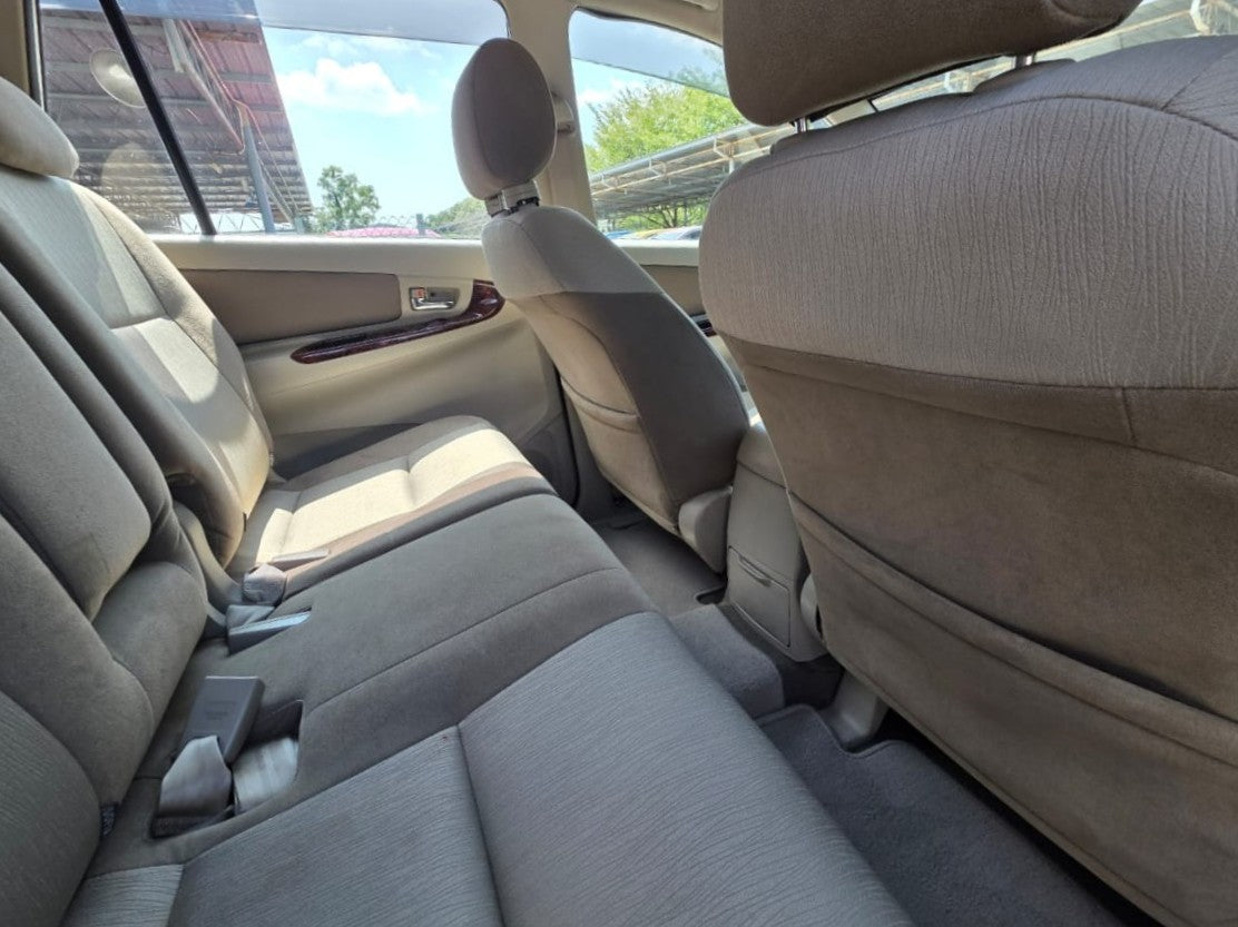 2013 Toyota INNOVA 2.0 A G FL (AT) - (SS3343U)