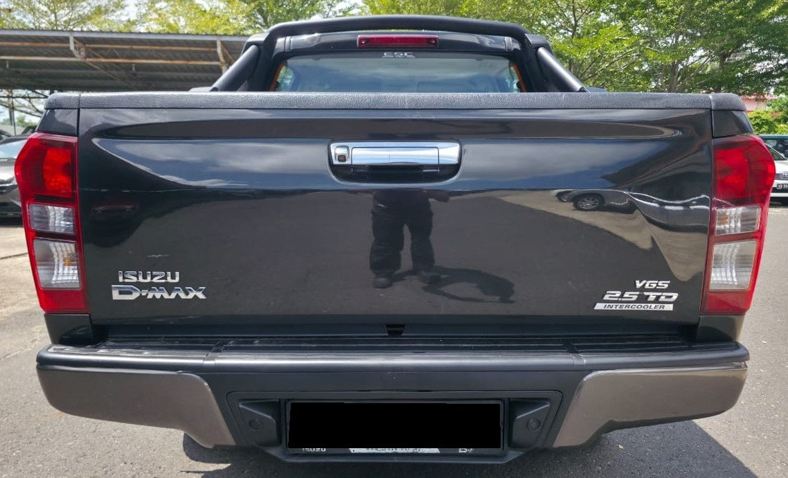 2018 Isuzu D-MAX DC 2.5 HI TURBO FL (MT) - (VBW6726)